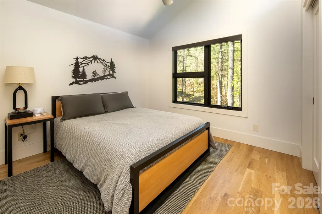 42 Spring Cove Road Asheville NC 28804