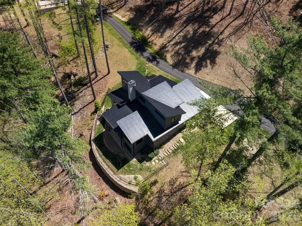 42 Spring Cove Road Asheville NC 28804