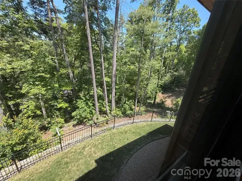 42 Spring Cove Road Asheville NC 28804