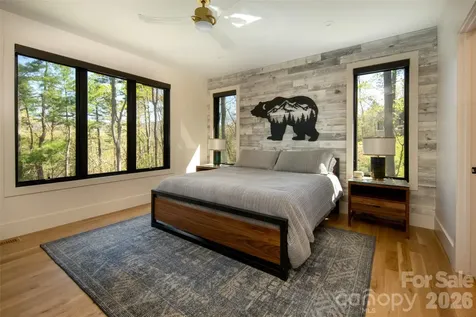 42 Spring Cove Road Asheville NC 28804