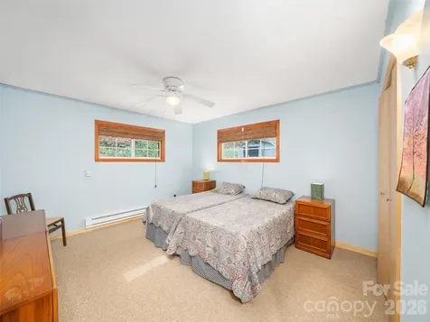 3829 Coxes Creek Road Burnsville NC 28714