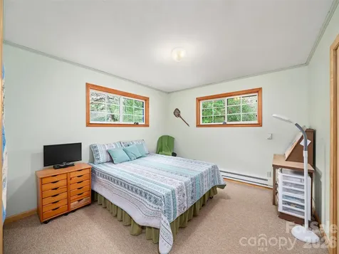 3829 Coxes Creek Road Burnsville NC 28714