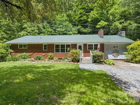 3829 Coxes Creek Road Burnsville NC 28714