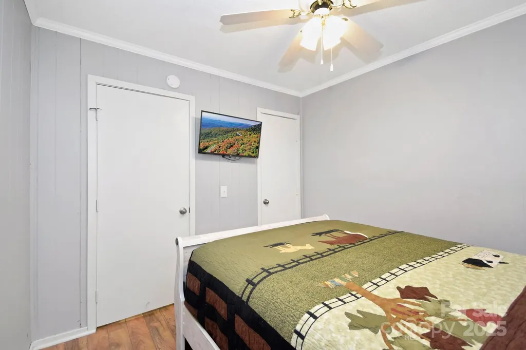 301 Pinnacle Inn Road Beech Mountain NC 28604