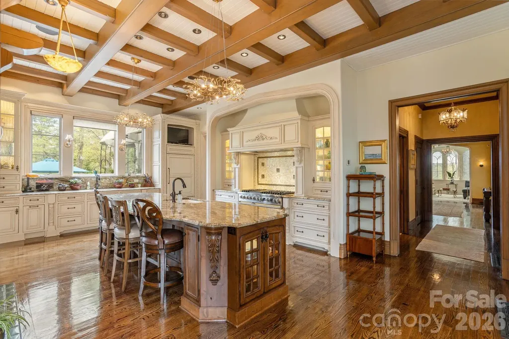 8 Fairway Place Asheville NC 28803