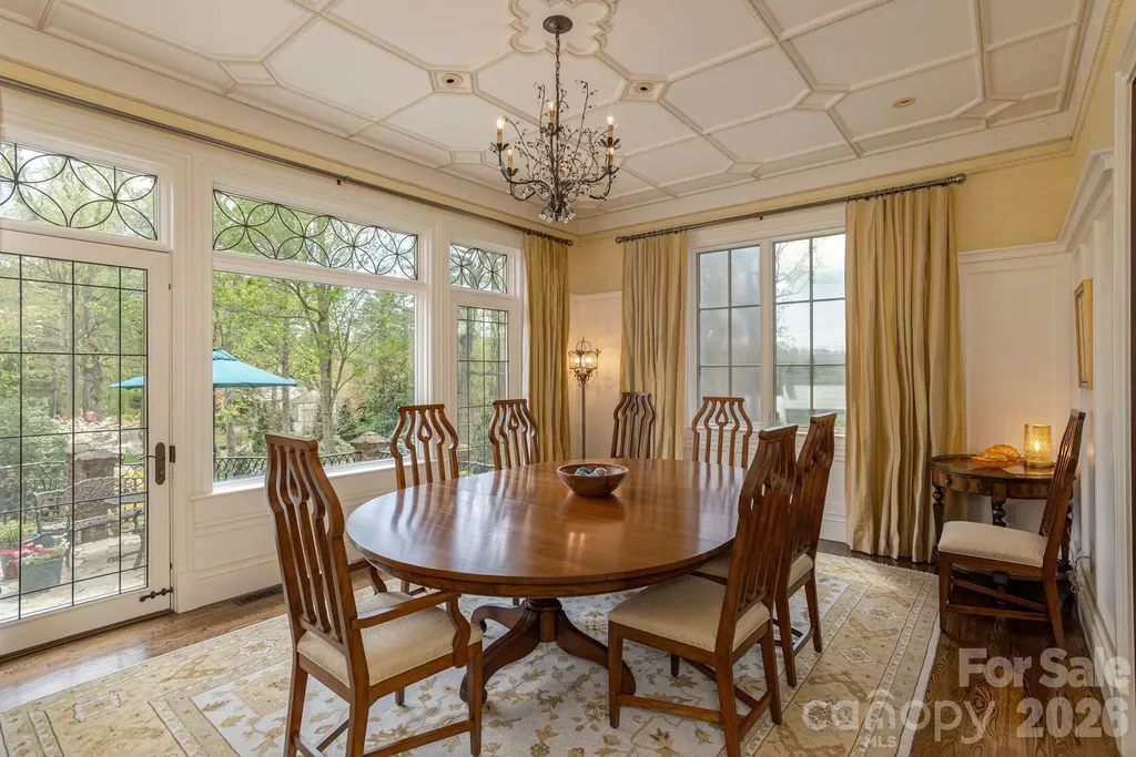 8 Fairway Place Asheville NC 28803