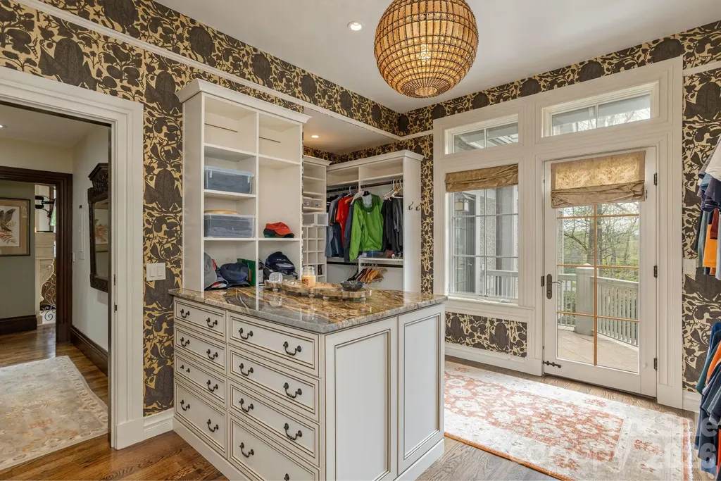 8 Fairway Place Asheville NC 28803