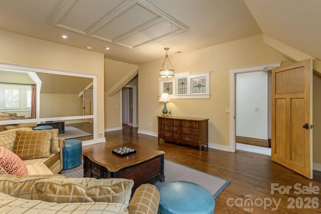 8 Fairway Place Asheville NC 28803