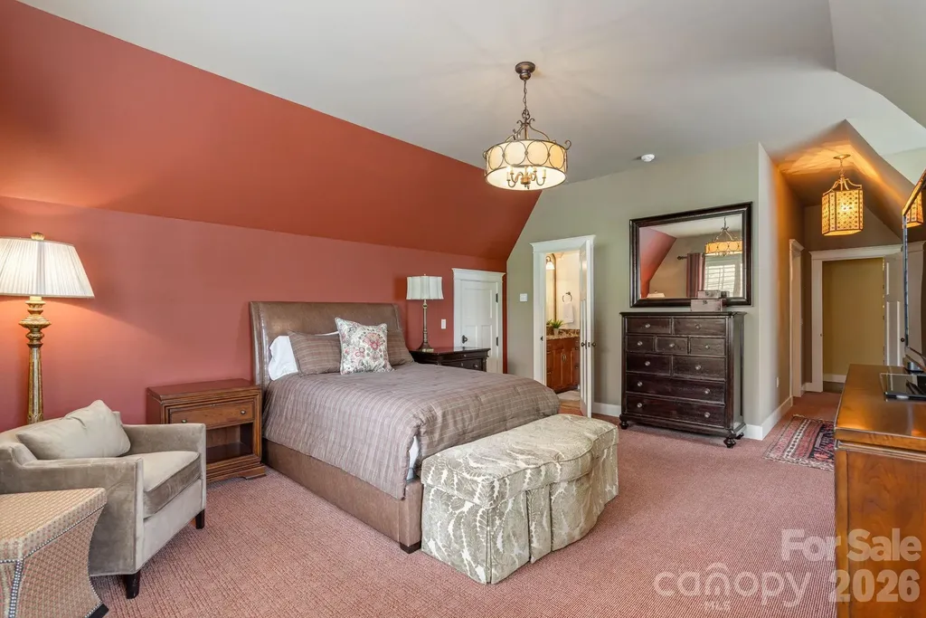 8 Fairway Place Asheville NC 28803