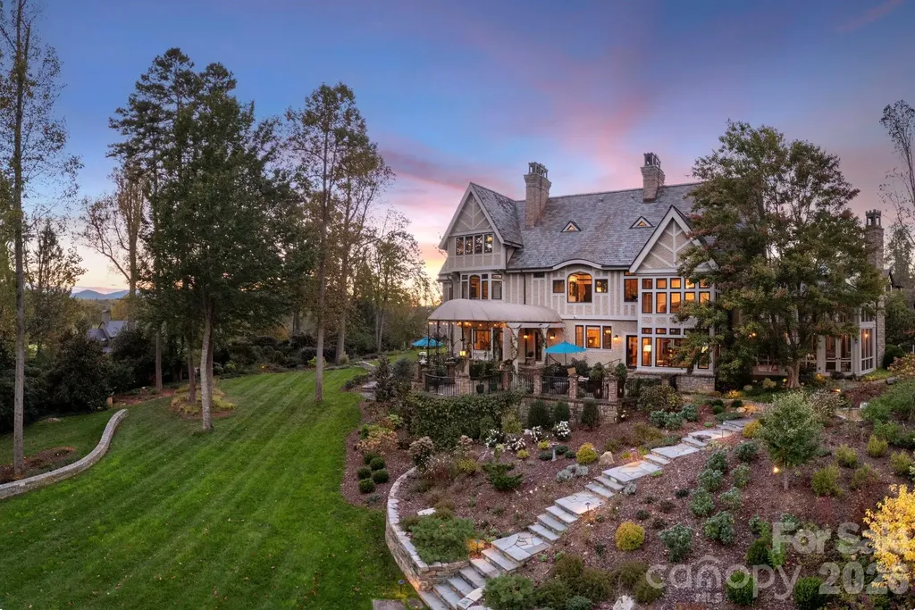 8 Fairway Place Asheville NC 28803