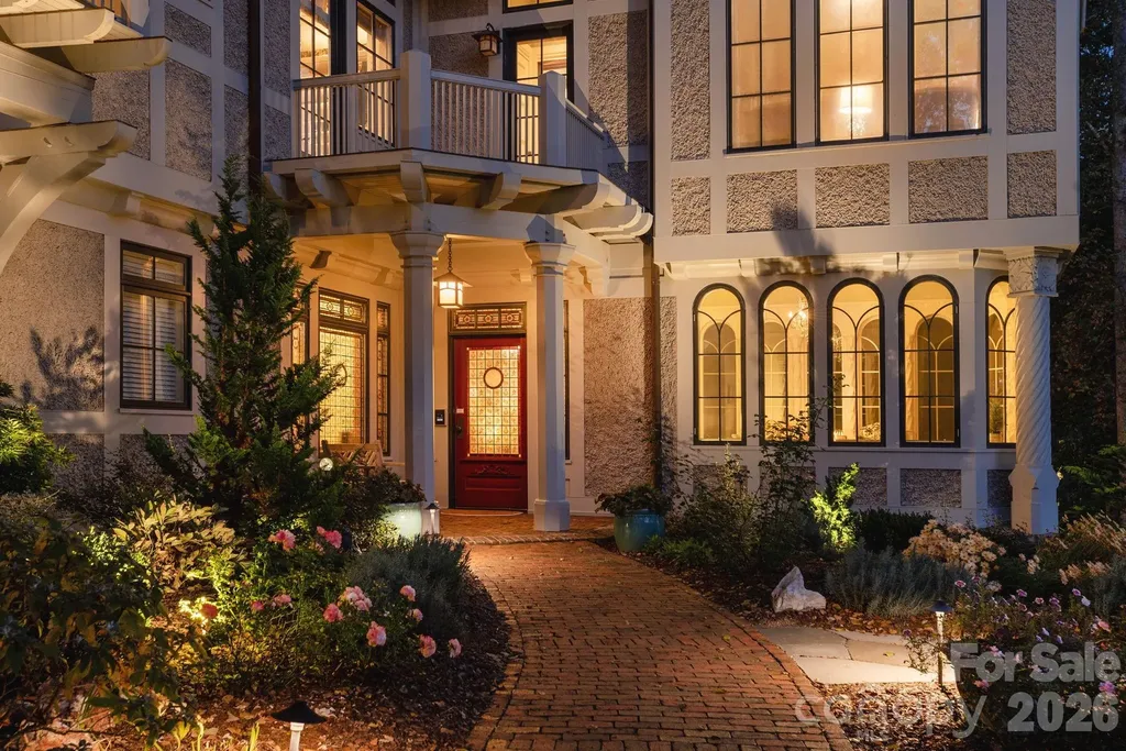 8 Fairway Place Asheville NC 28803