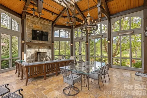 8 Fairway Place Asheville NC 28803