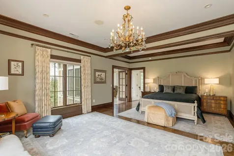 8 Fairway Place Asheville NC 28803
