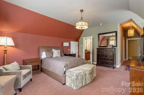 8 Fairway Place Asheville NC 28803