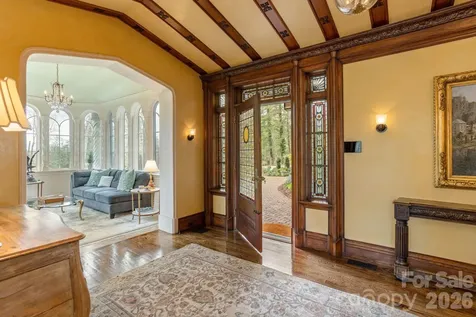 8 Fairway Place Asheville NC 28803
