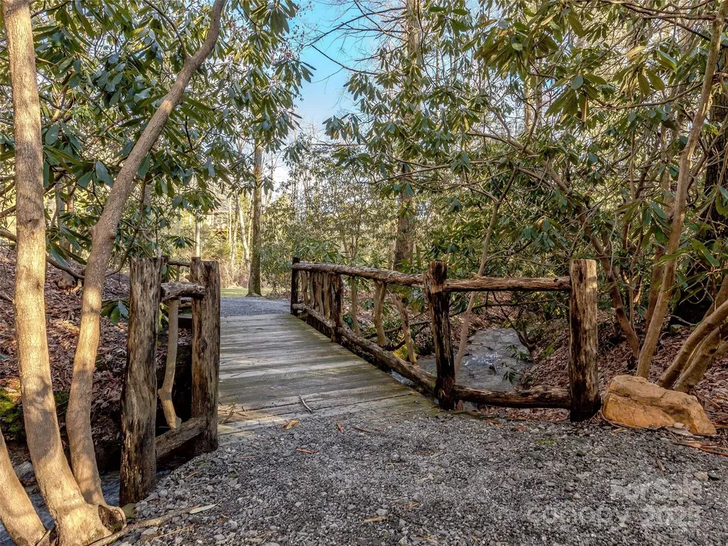 36 Slide Rock Way Fairview NC 28730