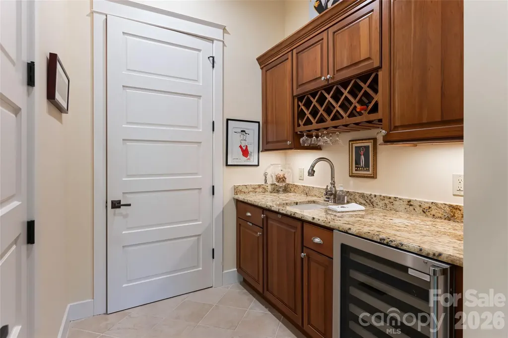 256 Senator Reynolds Road Asheville NC 28804