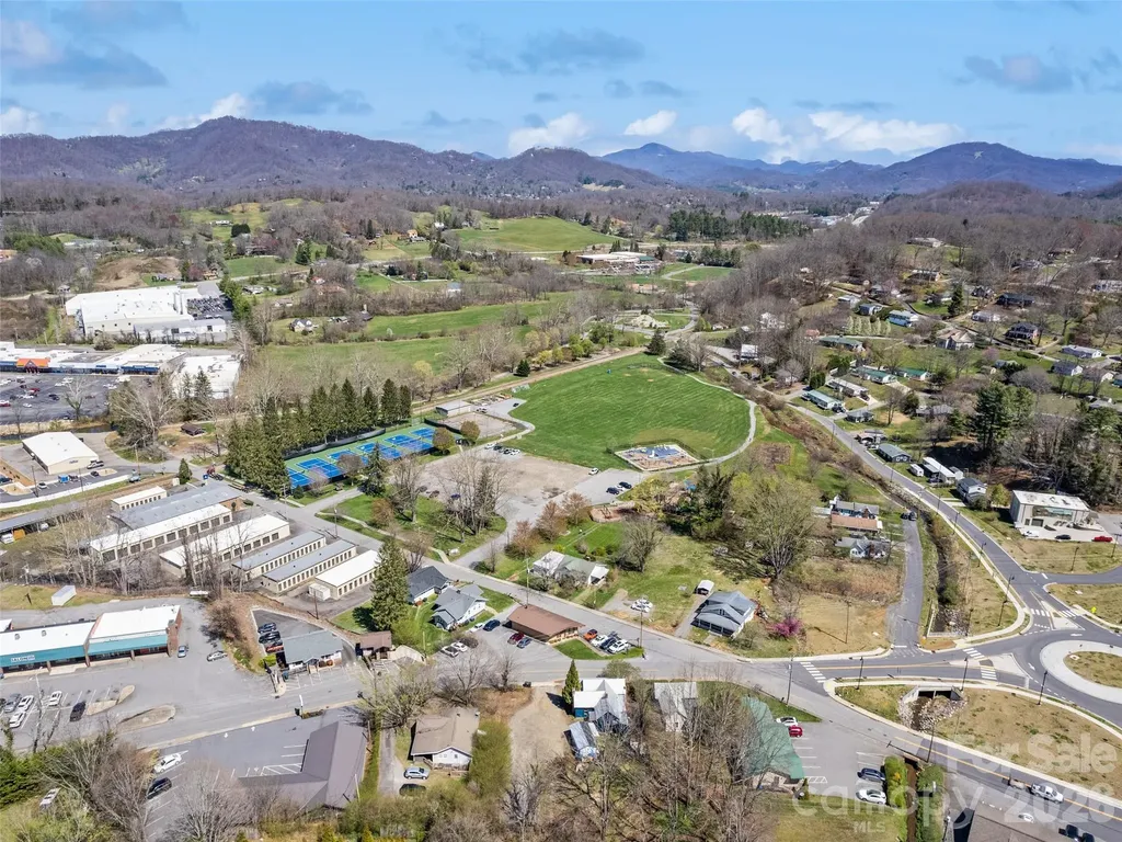 442 And 440 Walnut Street Waynesville NC 28786