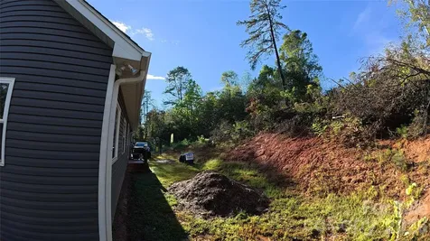19 Higgins Road Weaverville NC 28787