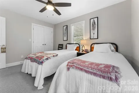226 Ogana Court Brevard NC 28712