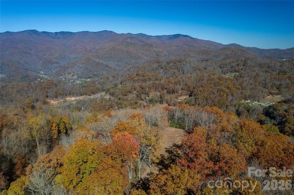 5 Copperhead Cove Sylva NC 28779