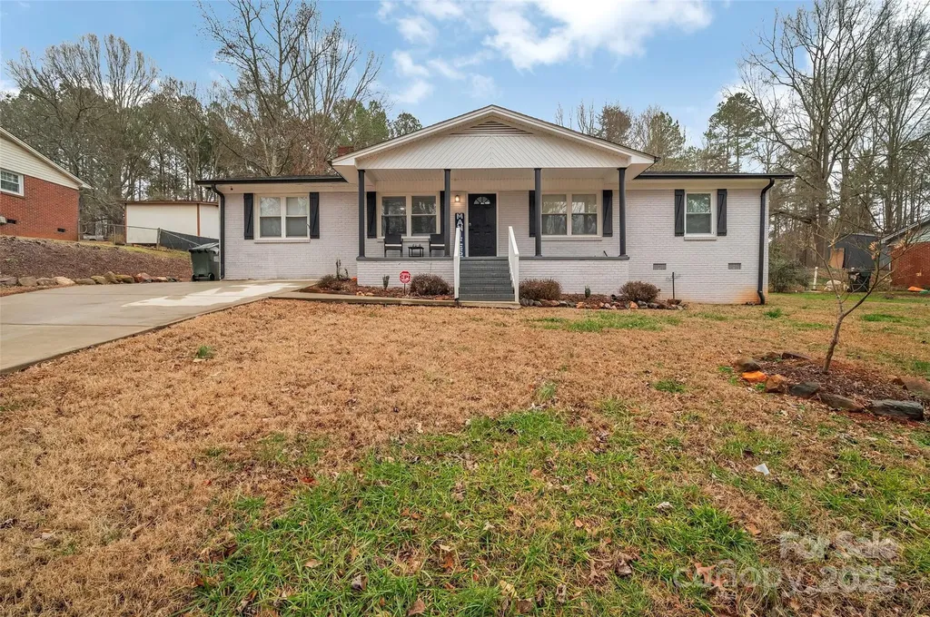 140 Wandering Lane Bessemer City NC 28016