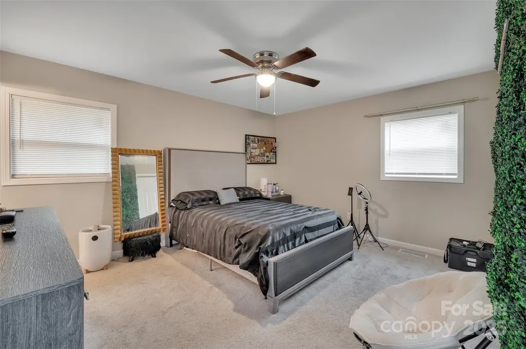 140 Wandering Lane Bessemer City NC 28016