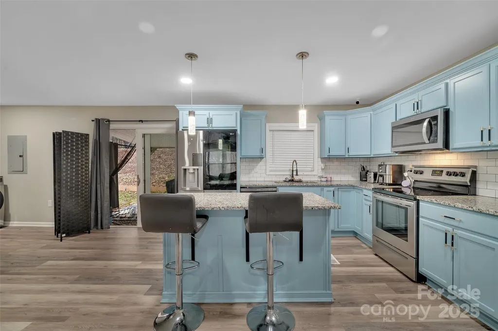 140 Wandering Lane Bessemer City NC 28016