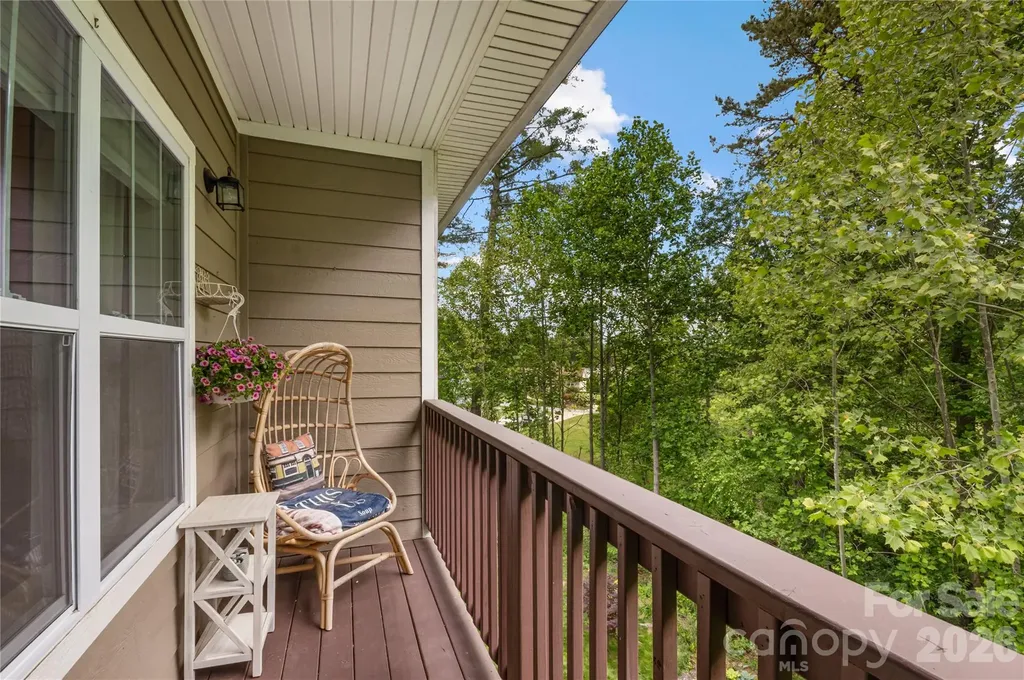 124 Foxden Drive Fletcher NC 28732