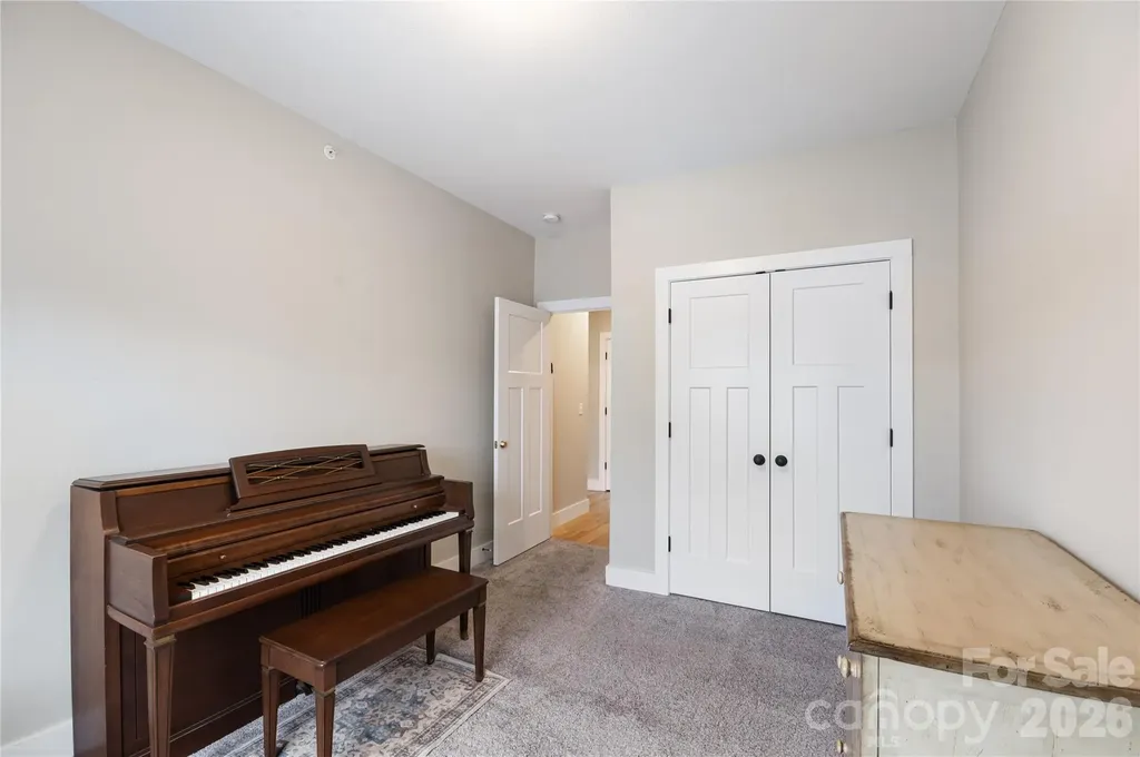 124 Foxden Drive Fletcher NC 28732