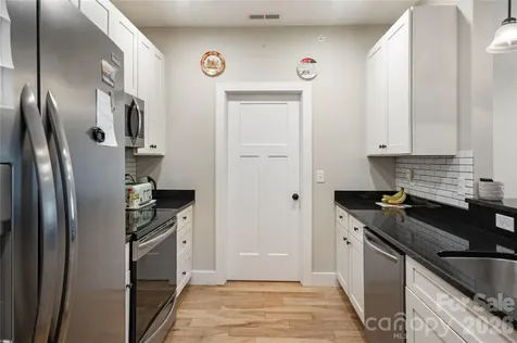 124 Foxden Drive Fletcher NC 28732