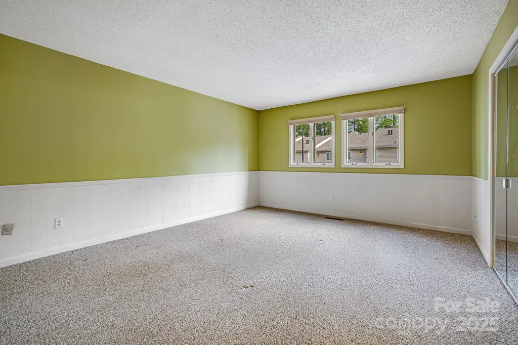 411 Britton Creek Drive Hendersonville NC 28791