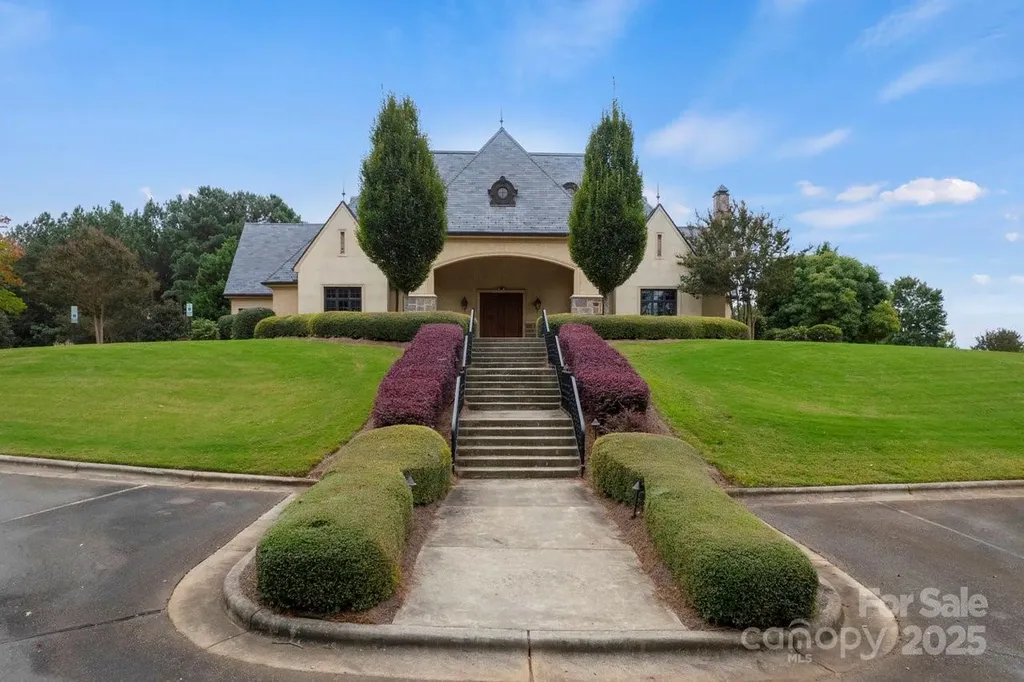 1029 Glade Spring Court Belmont NC 28012
