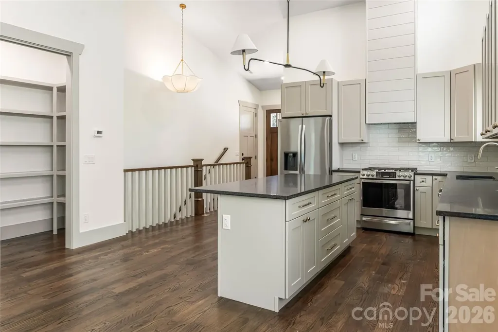 110 Unadilla Avenue Asheville NC 28803