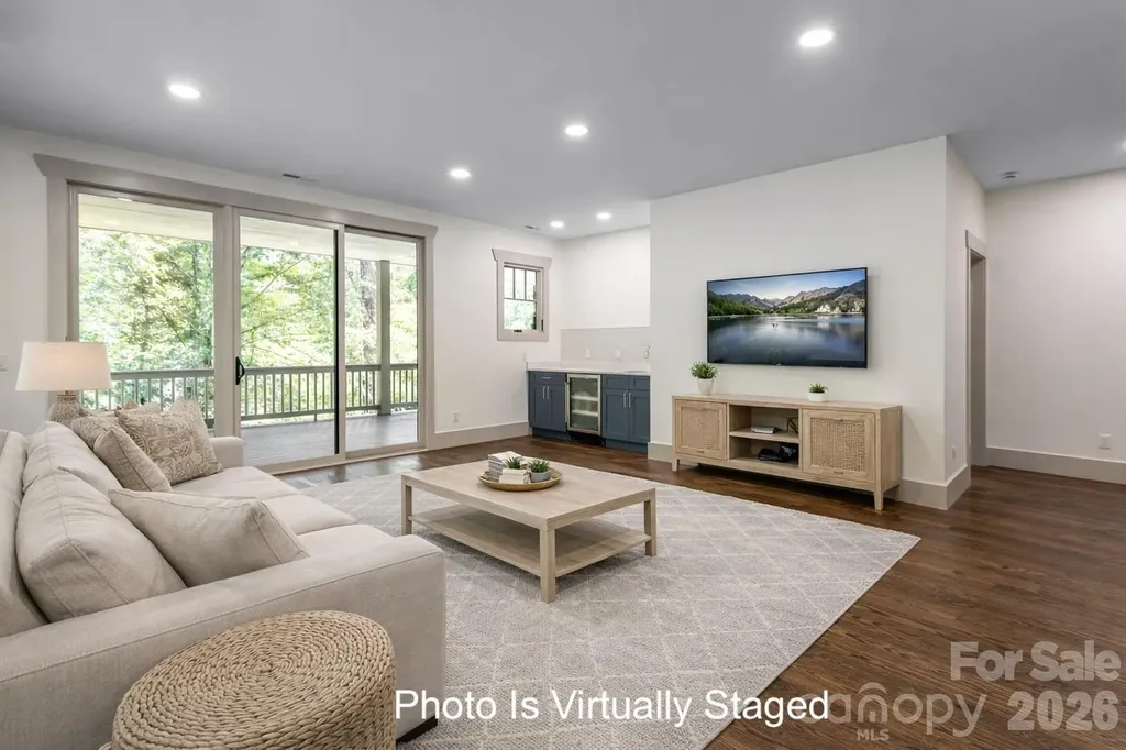 110 Unadilla Avenue Asheville NC 28803