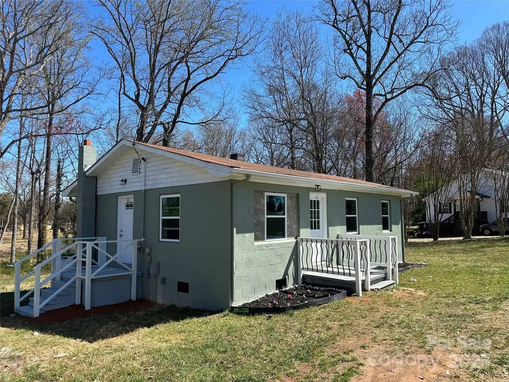 209 Brookview Road Statesville NC 28625
