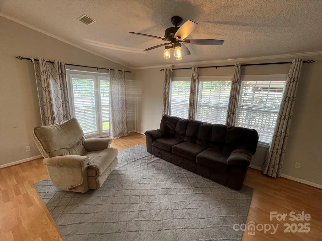 116 Dove Lane New London NC 28127