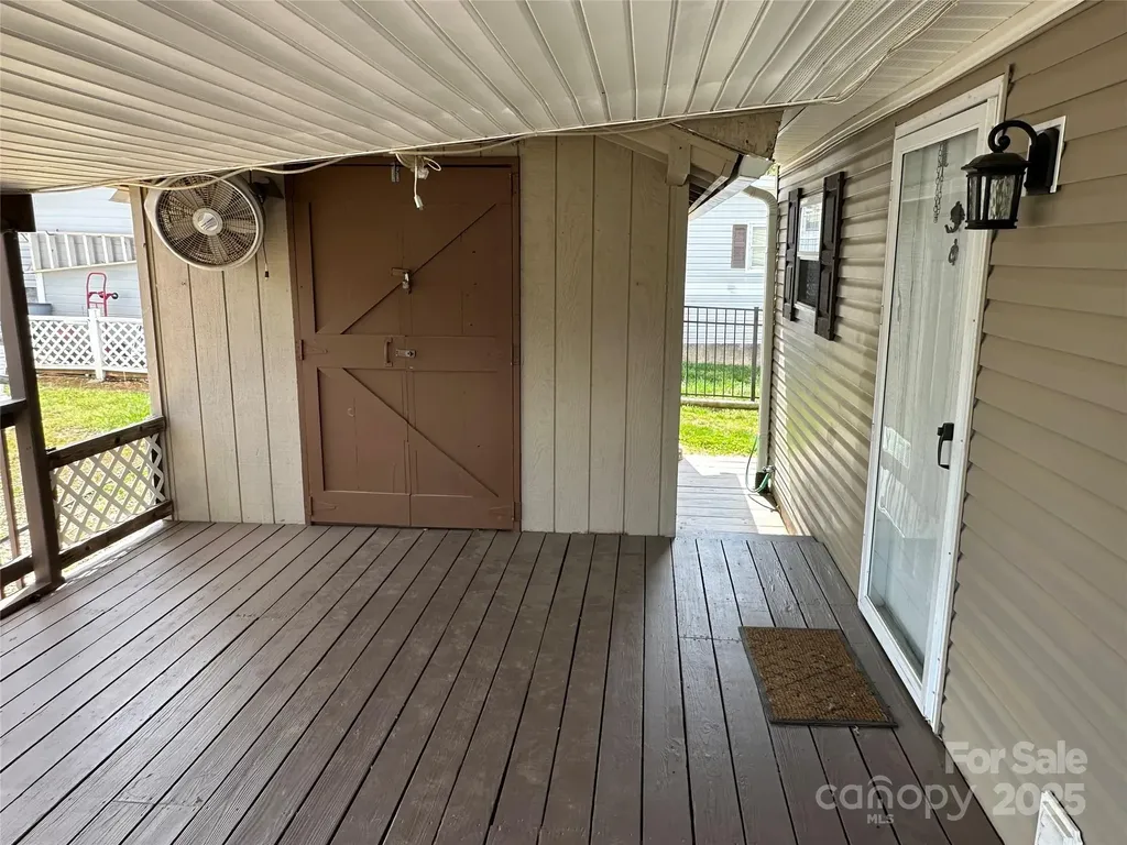 116 Dove Lane New London NC 28127