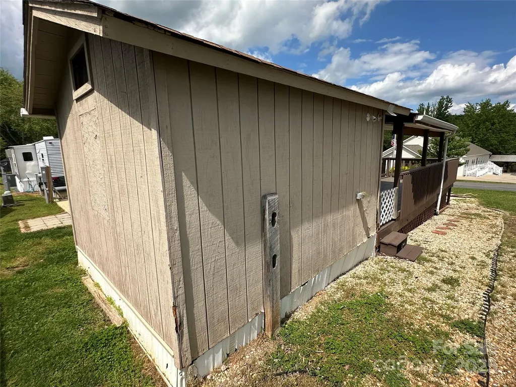 116 Dove Lane New London NC 28127