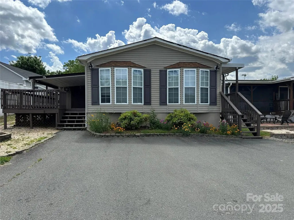 116 Dove Lane New London NC 28127