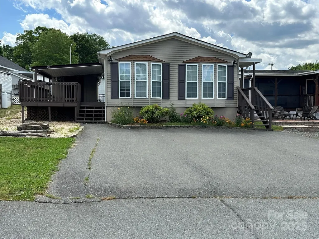 116 Dove Lane New London NC 28127