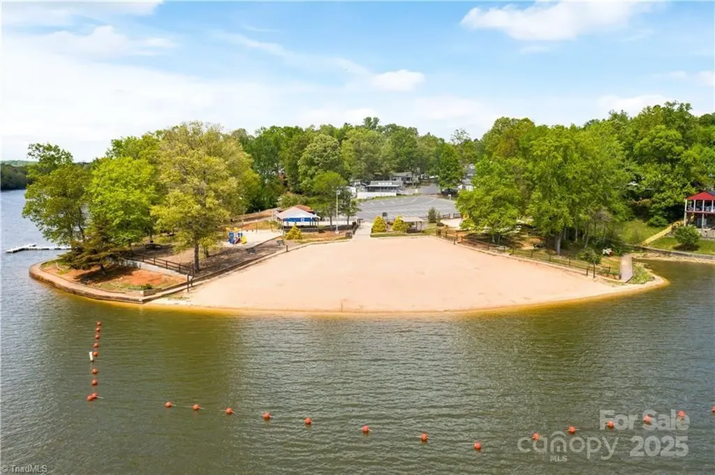 116 Dove Lane New London NC 28127