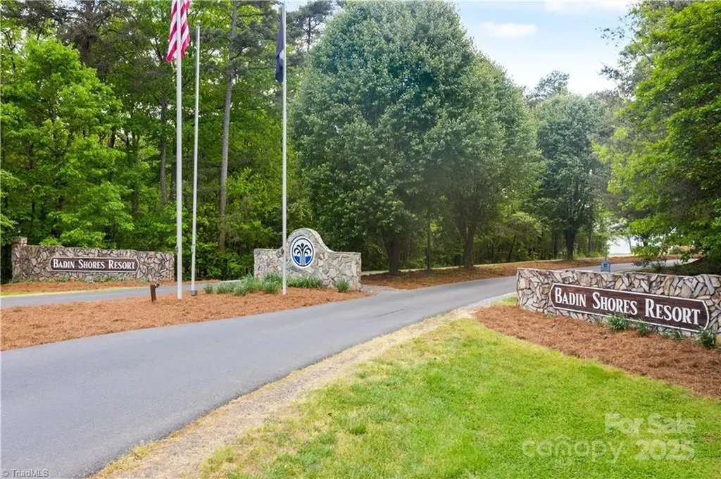 116 Dove Lane New London NC 28127