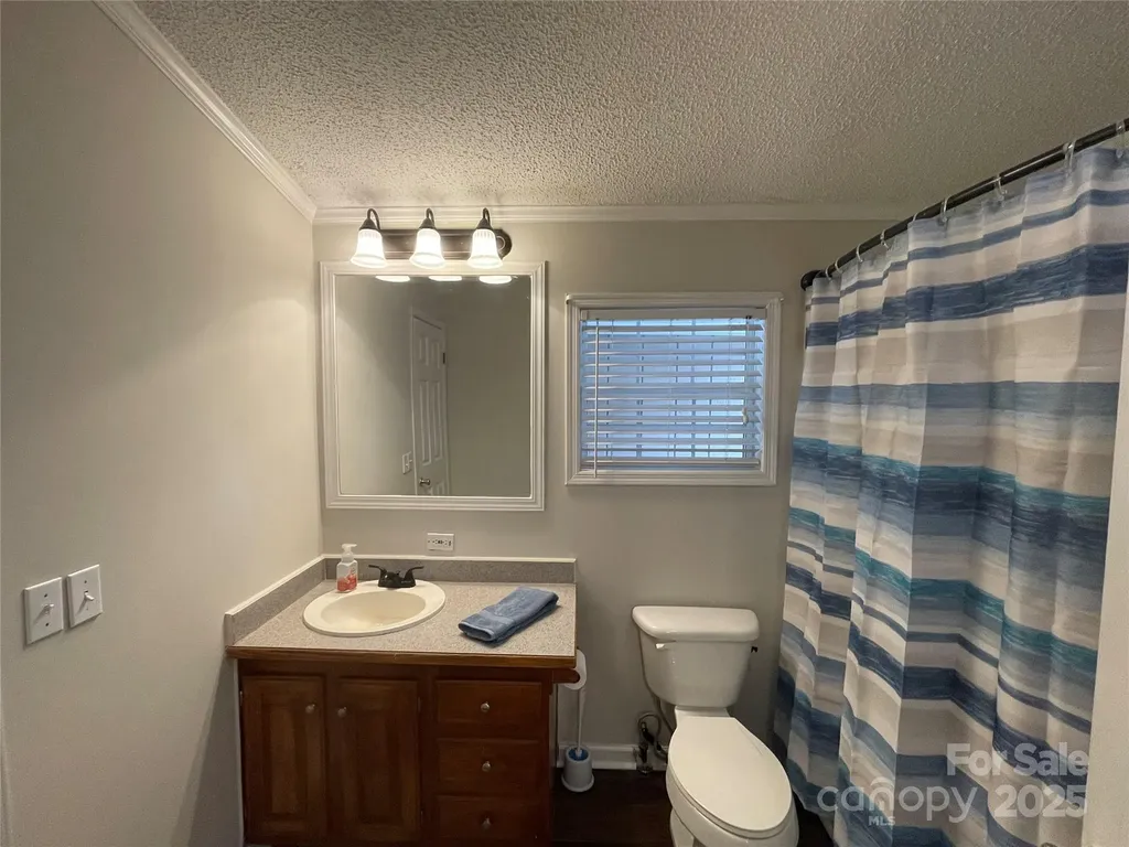 116 Dove Lane New London NC 28127