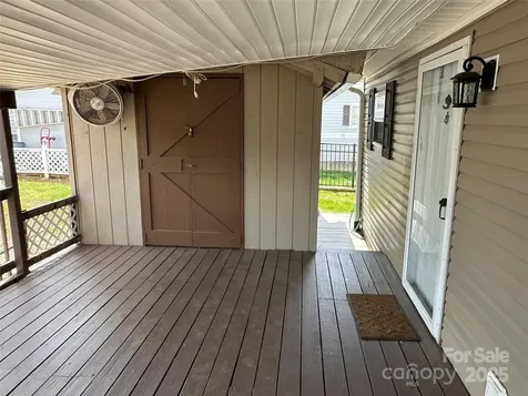 116 Dove Lane New London NC 28127
