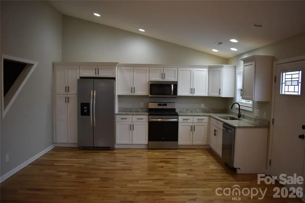 17 Meredith Lane Marion NC 28752