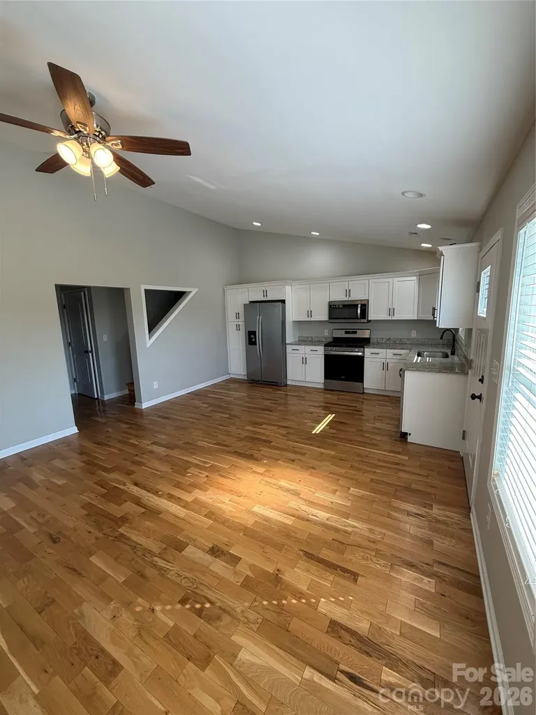 17 Meredith Lane Marion NC 28752