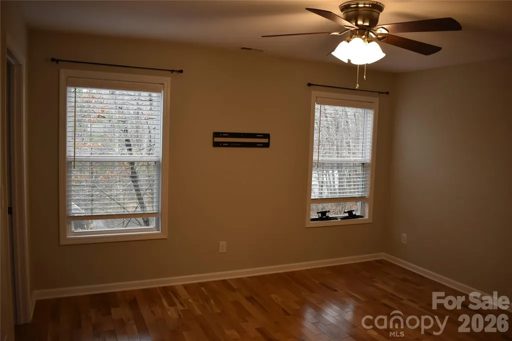 17 Meredith Lane Marion NC 28752