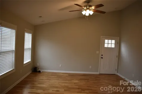 17 Meredith Lane Marion NC 28752