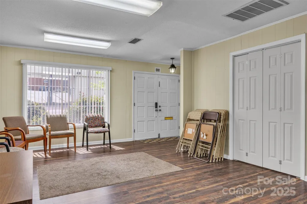 10 1st Avenue NW Taylorsville NC 28681